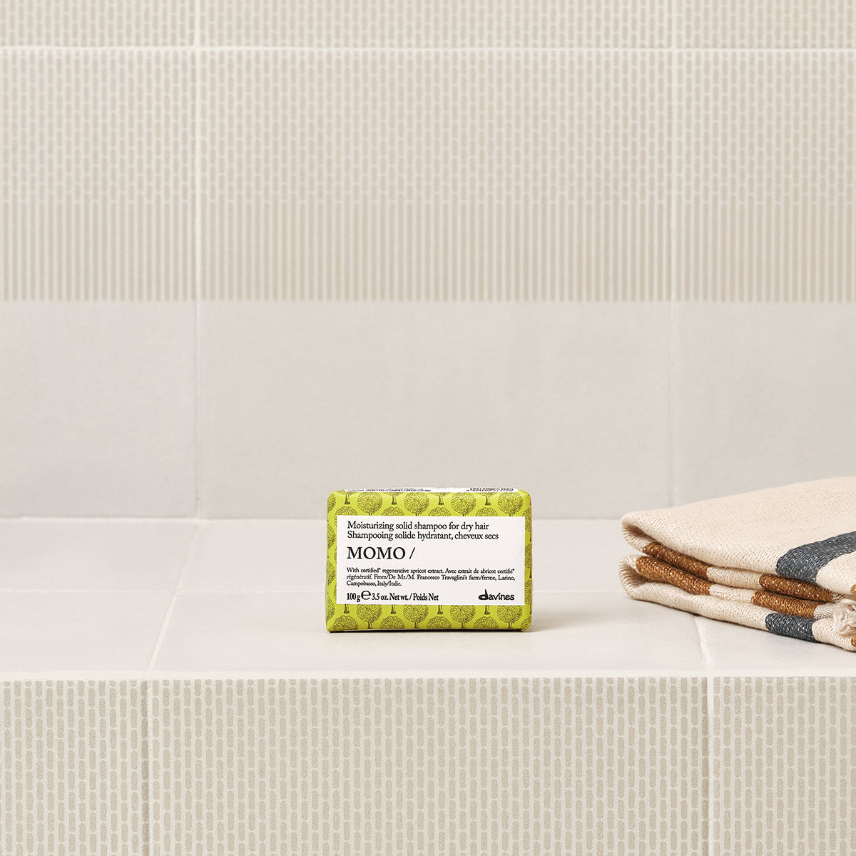 Davines ES International MOMO Solid Shampoo - Champú sólido hidratante para cabello seco