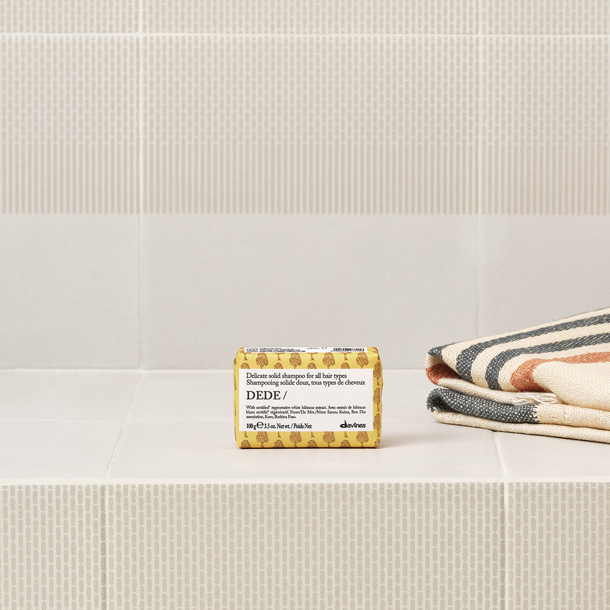 Davines ES International DEDE Solid Shampoo - Champú sólido delicado para todo tipo de cabello