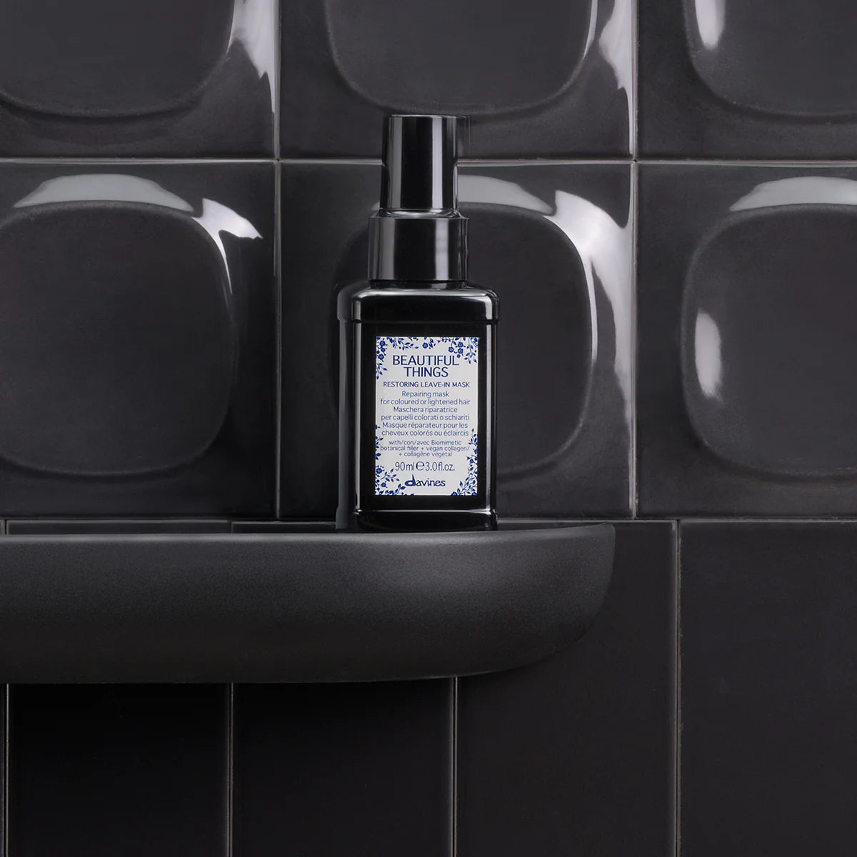 Davines ES International BEAUTIFUL THINGS Restoring Leave-in Mask - Mascarilla reparadora para cabello coloreado o decolorado.