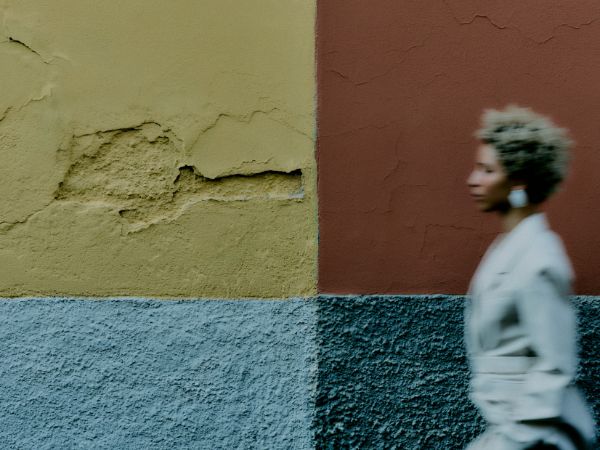 ¿Por qué optar por una coloración demi-permanente para tu próximo look?